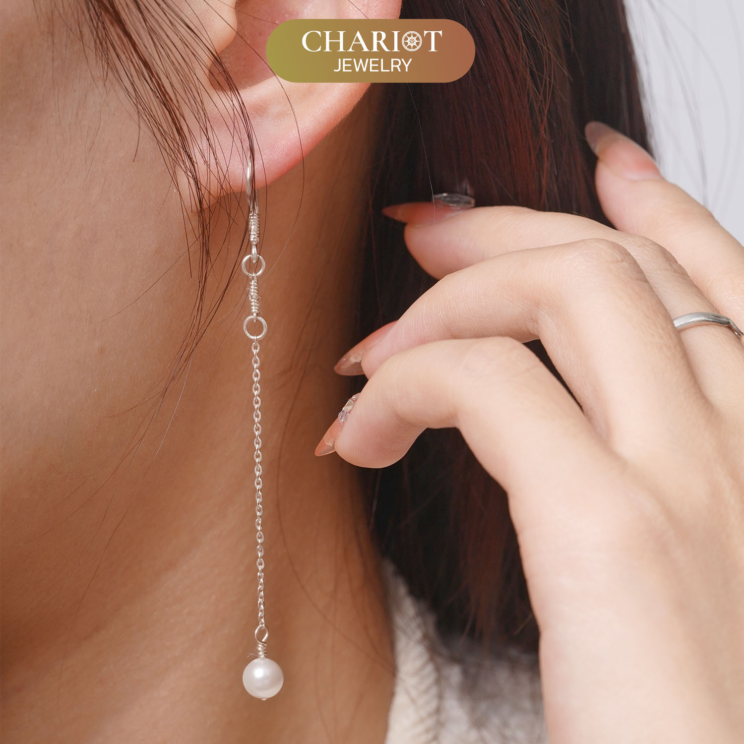 Dainty Pearl Drop Earrings