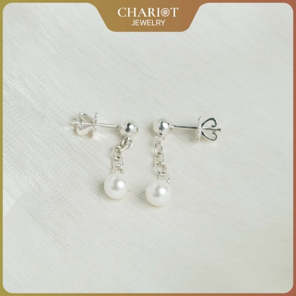 Tiny Pearl Earrings