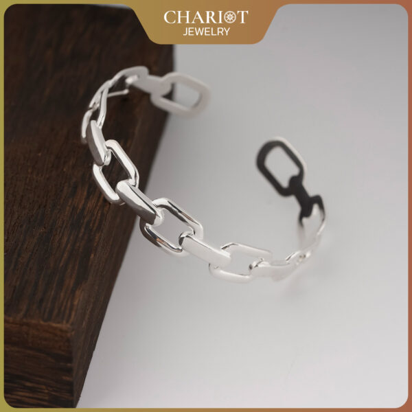Minimal Chain Cuff