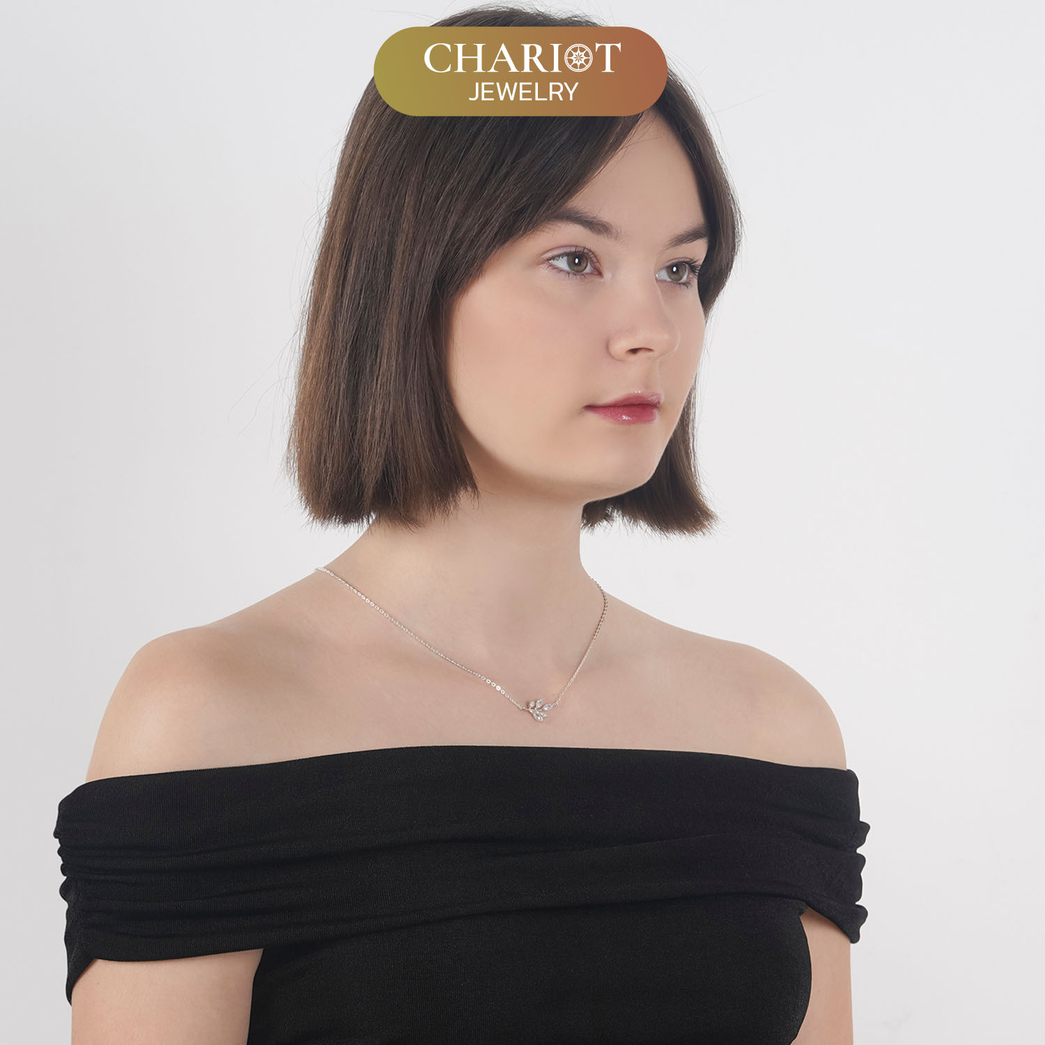 Crystals Leaf Necklace