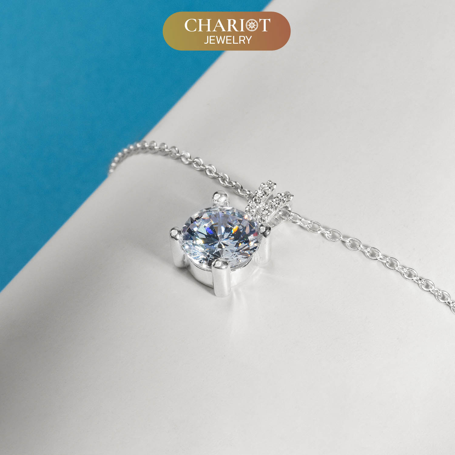 Classic Halo Necklace