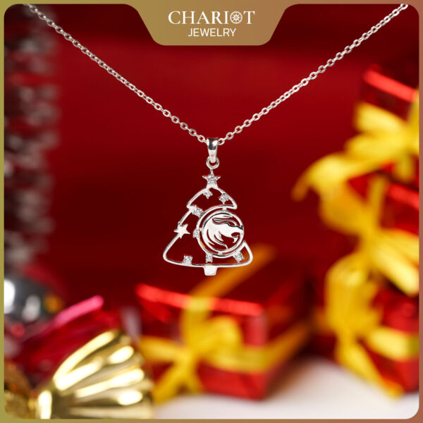 Leo Chrismas Tree Necklace
