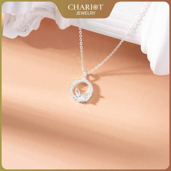 Circular Foliage Jewel Necklace