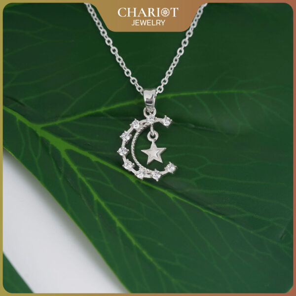 Romantic Moon Necklace