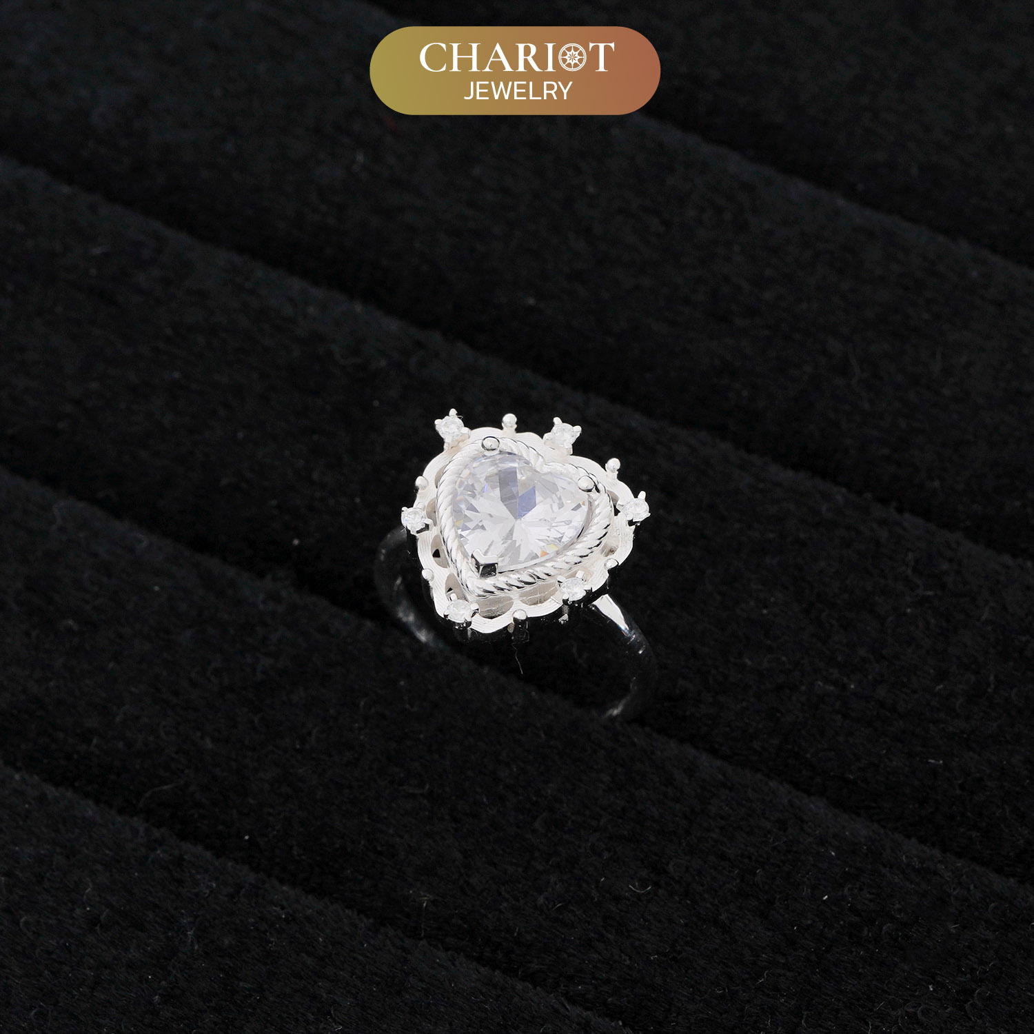 Glittering Love Ring