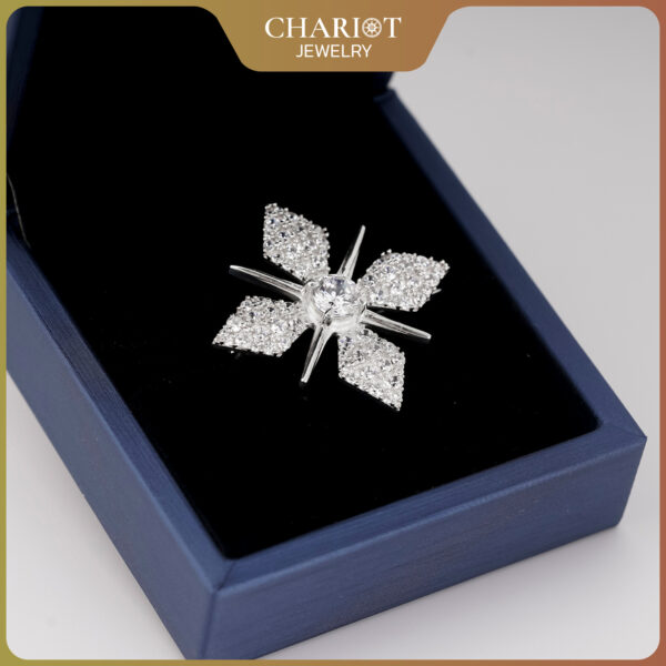 Lapel Pin the Flower in Four Brilliant Ways