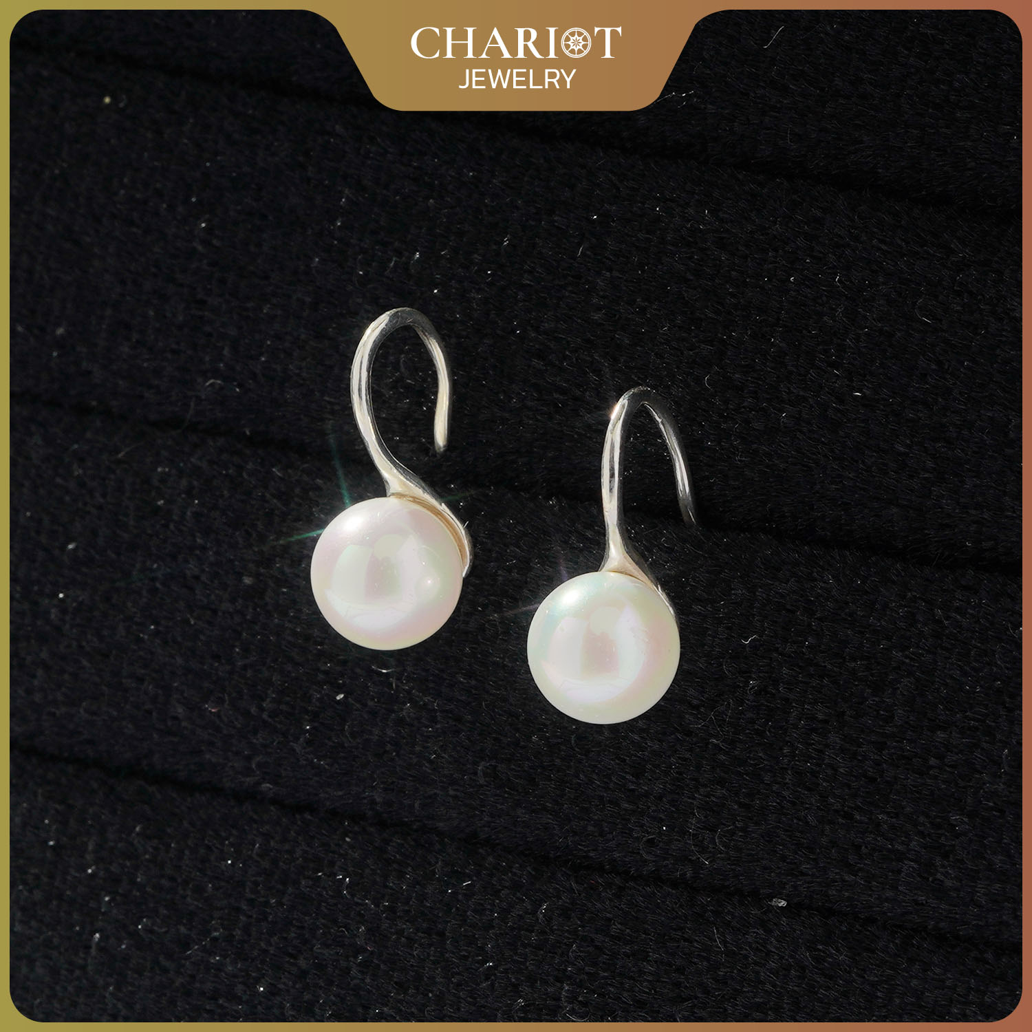 Minimalist Pearl Earrings