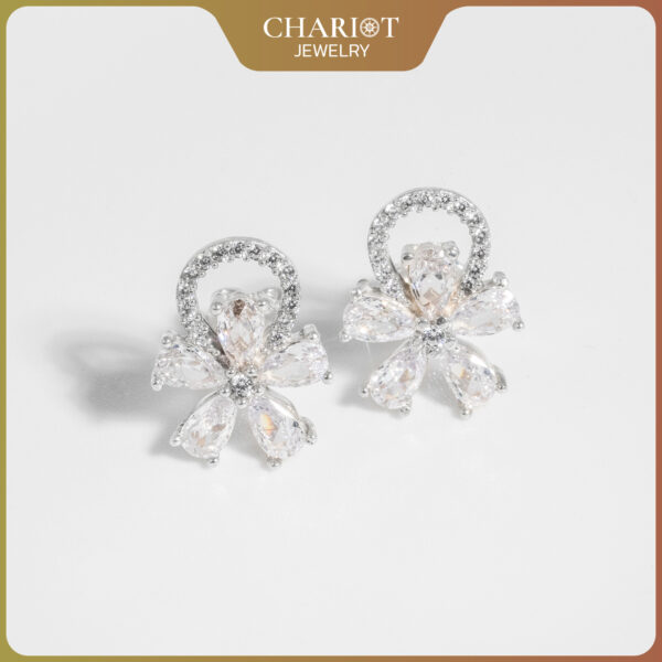 5-petal Teardrop Stone Earrings