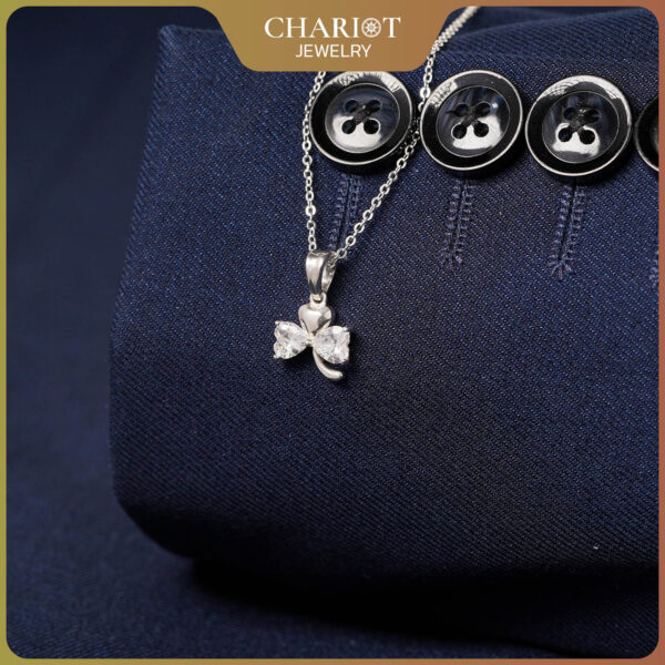 Tri-Heart Leaf Necklace