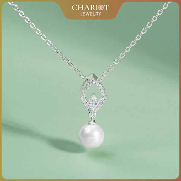 Pearl Droplet Necklace