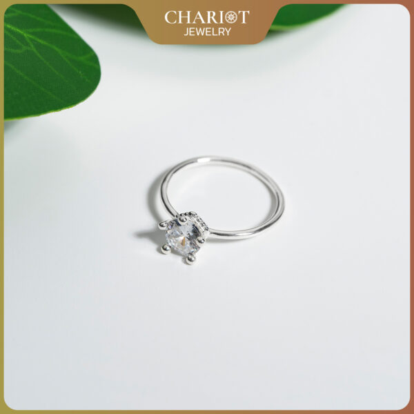 Little Glamour Queen Ring